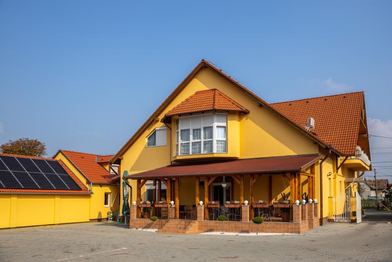 Betli Panzio Hotel Zalaegerszeg Exterior foto