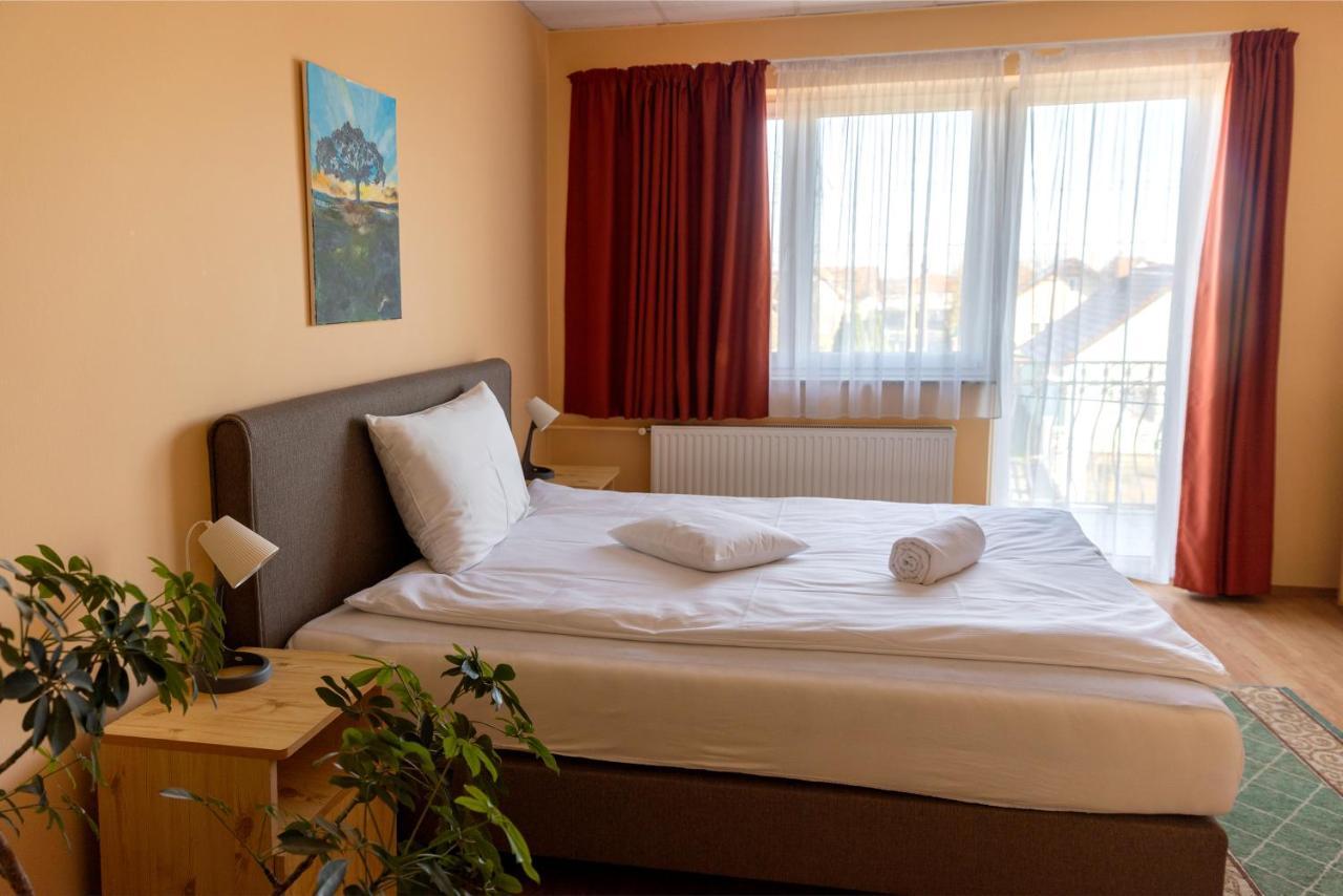 Betli Panzio Hotel Zalaegerszeg Exterior foto