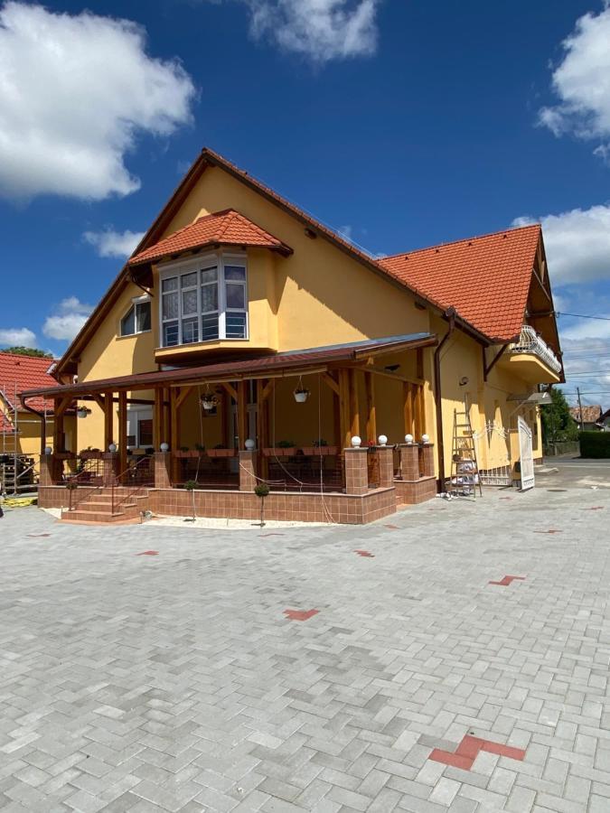 Betli Panzio Hotel Zalaegerszeg Exterior foto